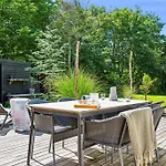 Cosy And Charming With Lovely Terraces, Conservatory, Annexes And A Large Natural Plot Just A Few Minutes Walk From The * エーベルトフト