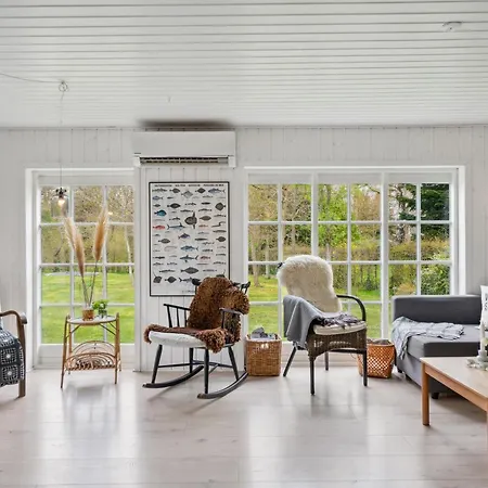 Holiday home Charming Close To A Great Sandy