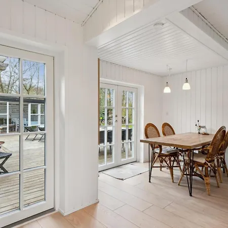 Holiday home Charming Close To A Great Sandy *