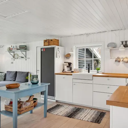 Charming Close To A Great Sandy * Ebeltoft